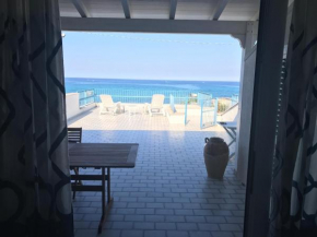 Отель LungoMare Apartment  Сан Фока